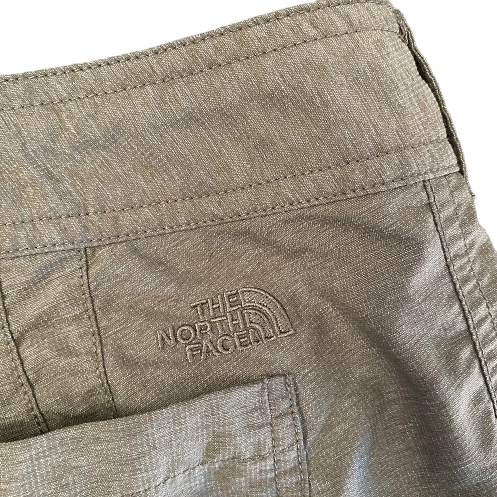 North Face Heather Brown Adjustable Hem Nylon Blend Shorts 4 - Picture 7 of 16